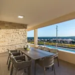 My Dalmatia - Providenca With Private Heated Pool Feriehus Debeljak