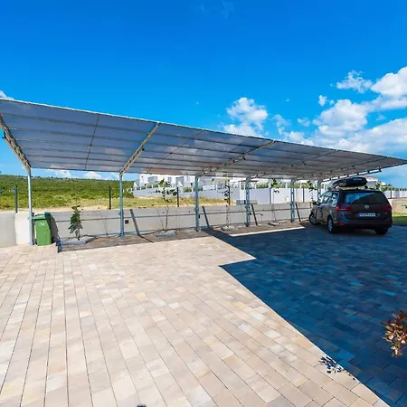 Tatil Evi My Dalmatia - Providenca With Private Heated Pool