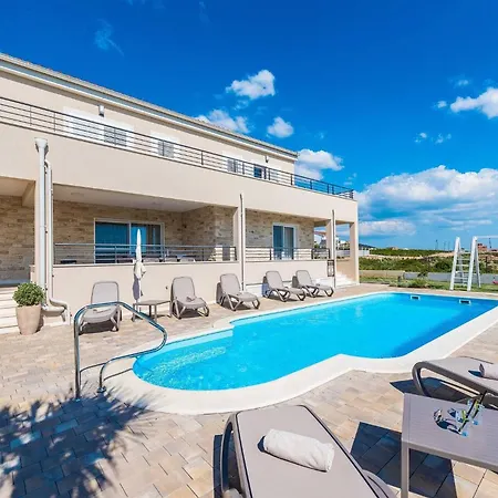 Tatil Evi My Dalmatia - Providenca With Private Heated Pool *