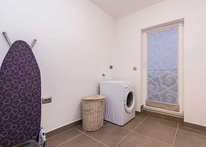 My Dalmatia - Providenca With Private Heated Pool Tatil Evi *
