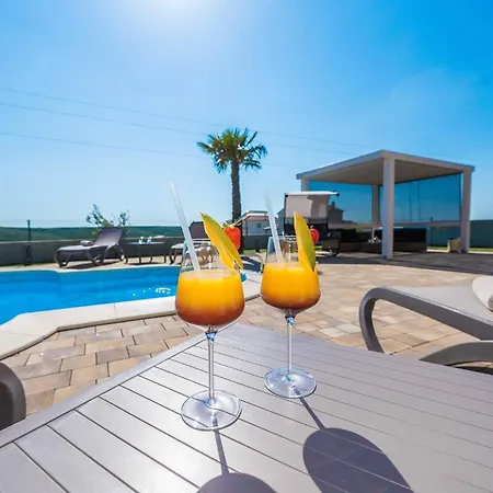 My Dalmatia - Providenca With Private Heated Pool * Debeljak