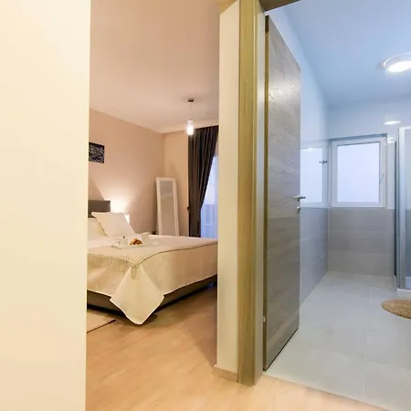 My Dalmatia - Providenca With Private Heated Pool 度假居 *