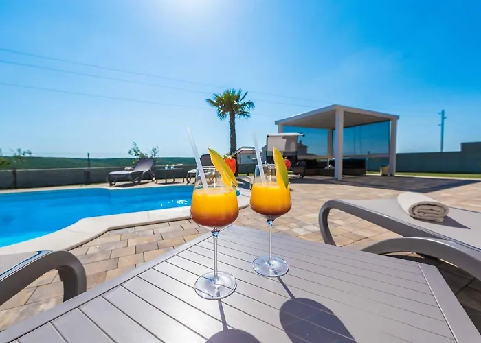 My Dalmatia - Providenca With Private Heated Pool * Debeljak