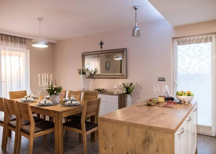 My Dalmatia - Providenca With Private Heated Pool * Debeljak