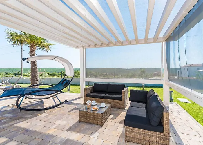 My Dalmatia - Providenca With Private Heated Pool * Debeljak